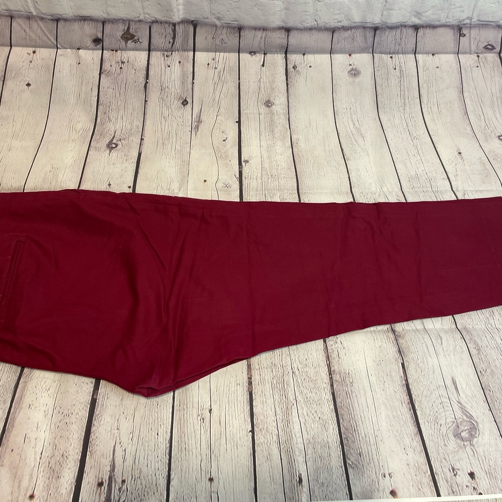 Loft Ankle Pants. Relaxed Fit. Size 10.